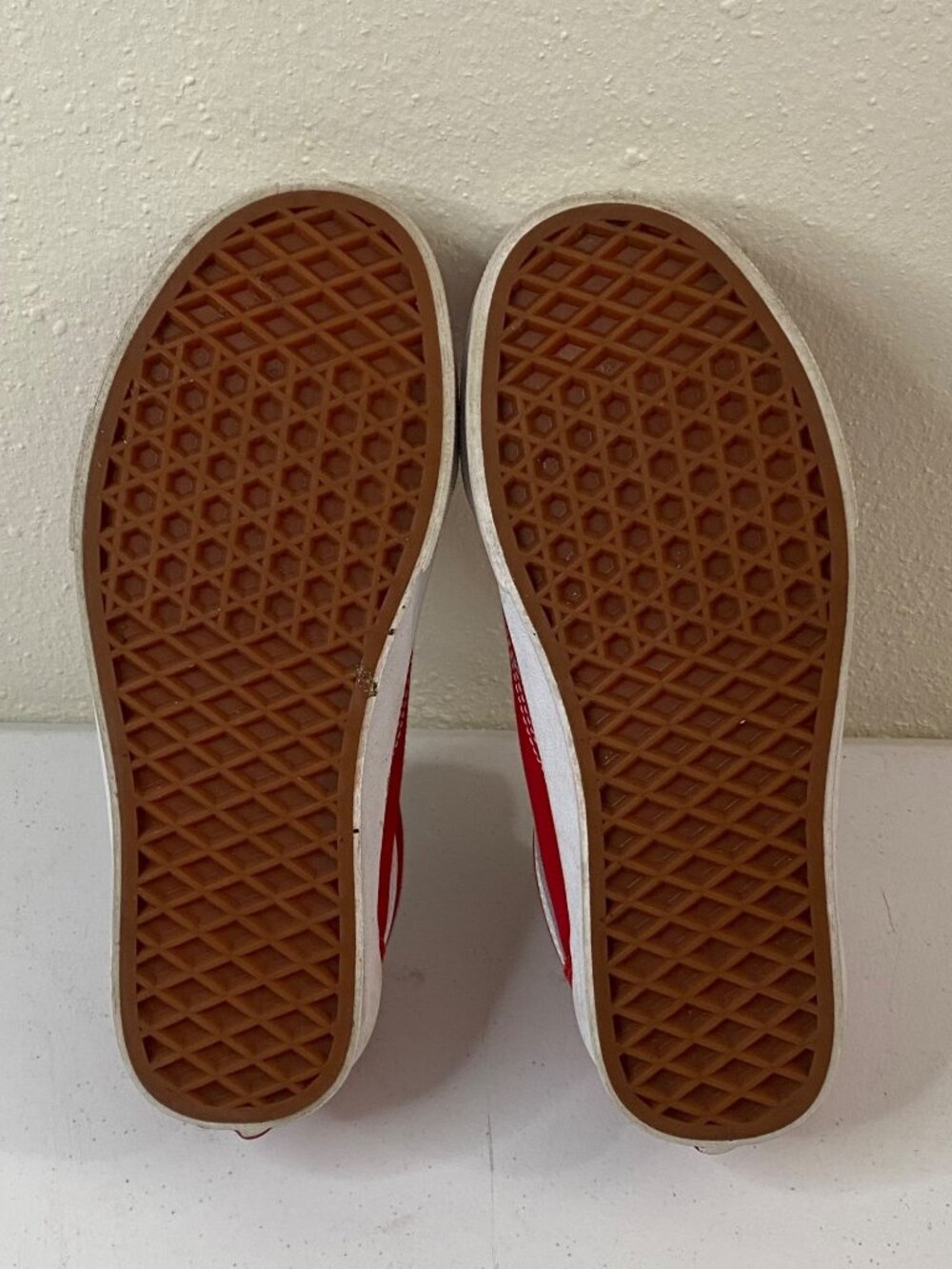 Vans Old Skool Red & White Classic Canvas Sneakers Women 6.5 Men 5 Unisex - Picture 9 of 11